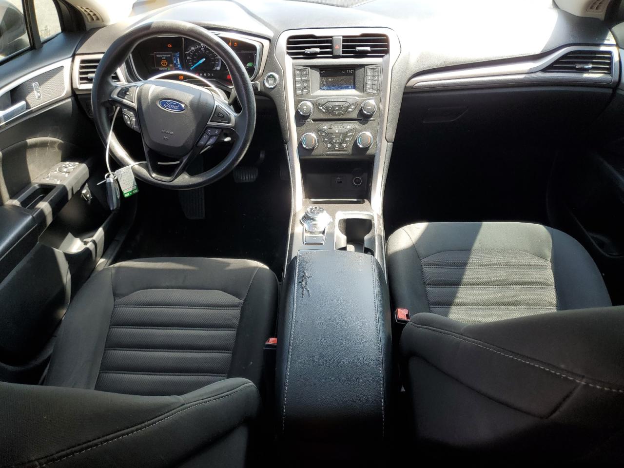3FA6P0LU4HR386833 FORD FUSION 2017