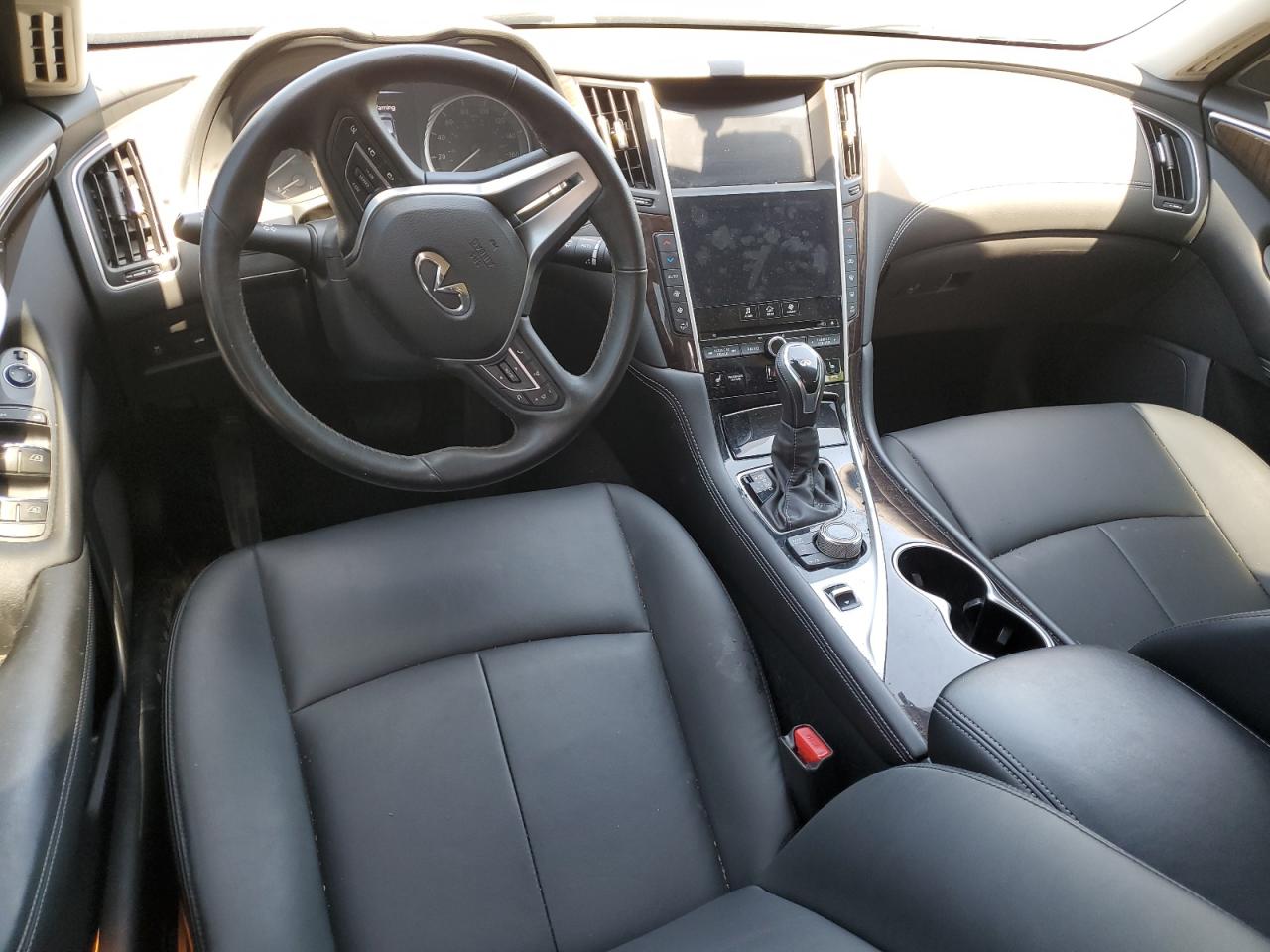 JN1EV7AR5KM552993 2019 Infiniti Q50 Luxe