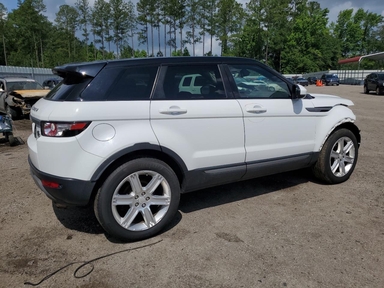 2015 Land Rover Range Rover Evoque Pure Plus vin: RALVP2BG4FH977331