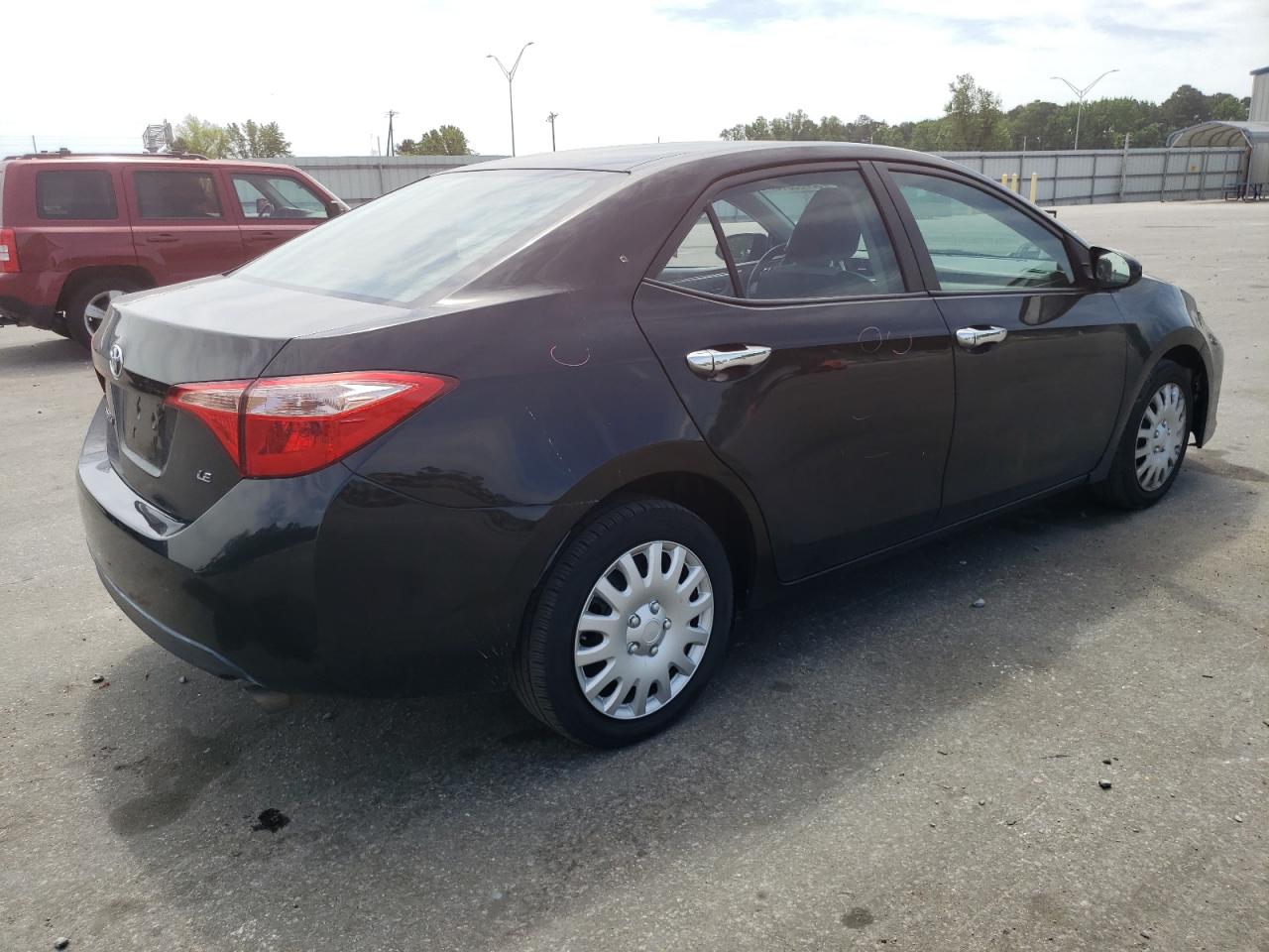 VIN: 2T1BURHE4JC095848 2018 TOYOTA COROLLA
