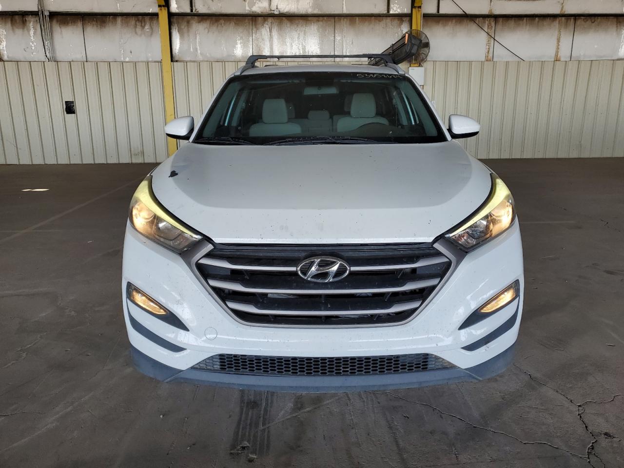 2016 Hyundai Tucson Limited vin: KM8J33A41GU094225