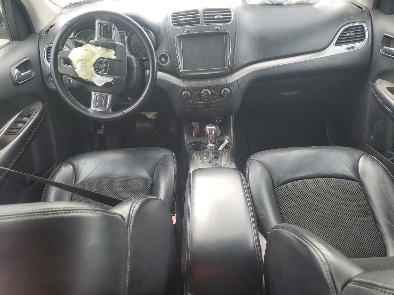 3C4PDCGB3LT231493 2020 Dodge Journey Crossroad