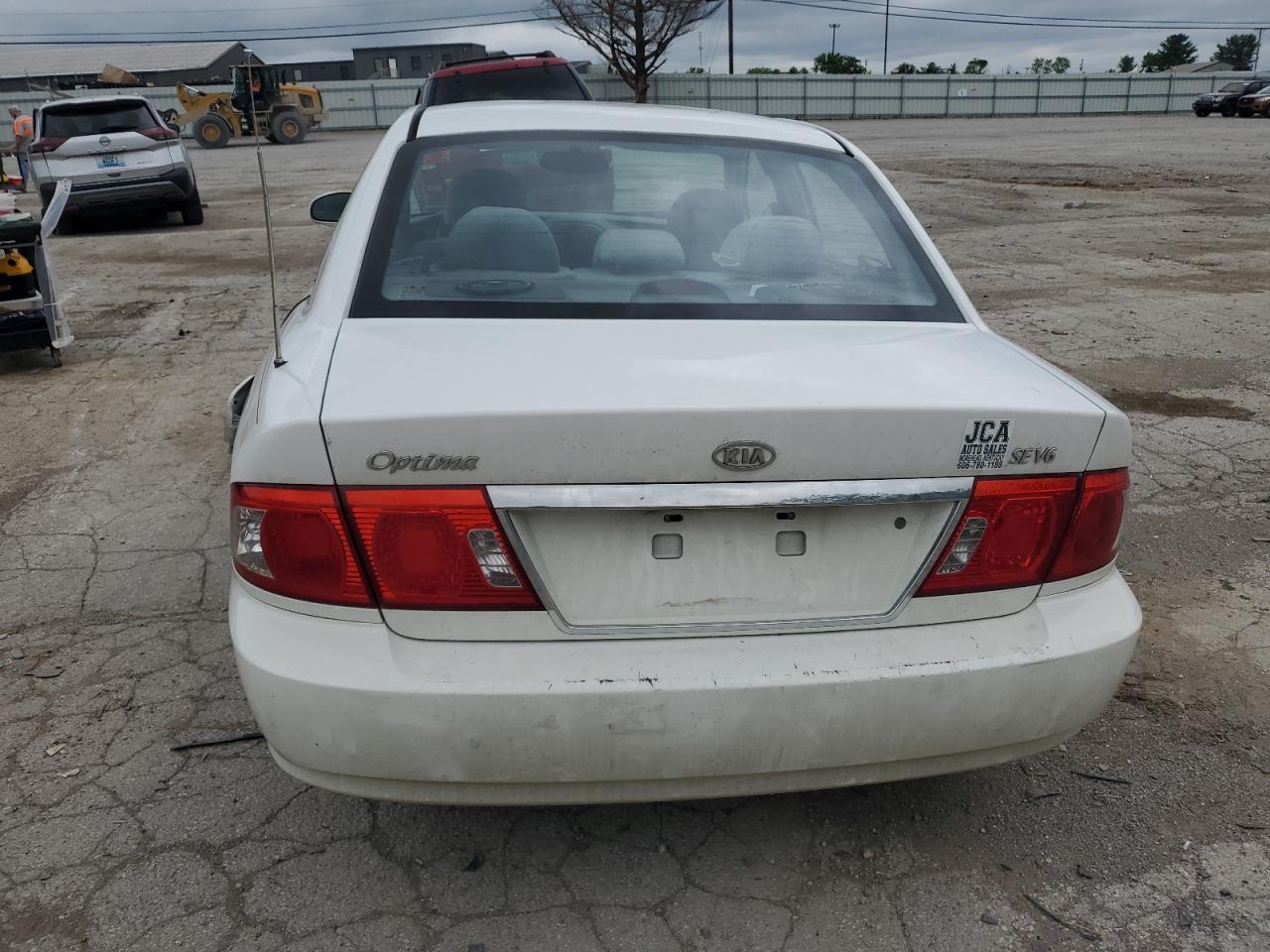 KNAGD128035229164 2003 Kia Optima Lx