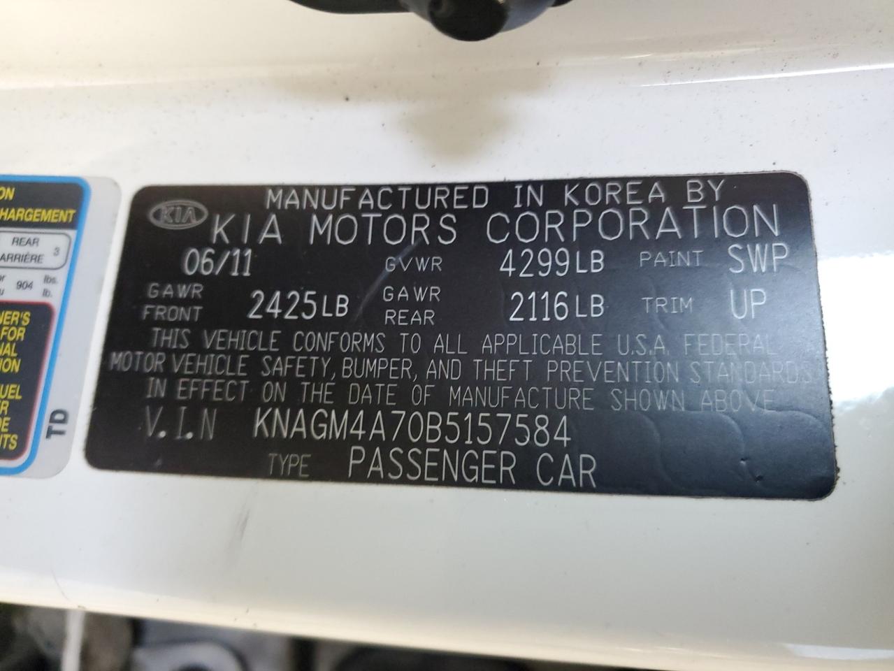 KNAGM4A70B5157584 2011 Kia Optima Lx