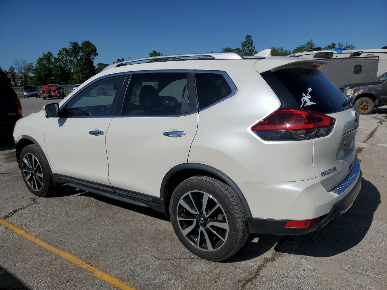 JN8AT2MV5JW354130 NISSAN ROGUE 2018
