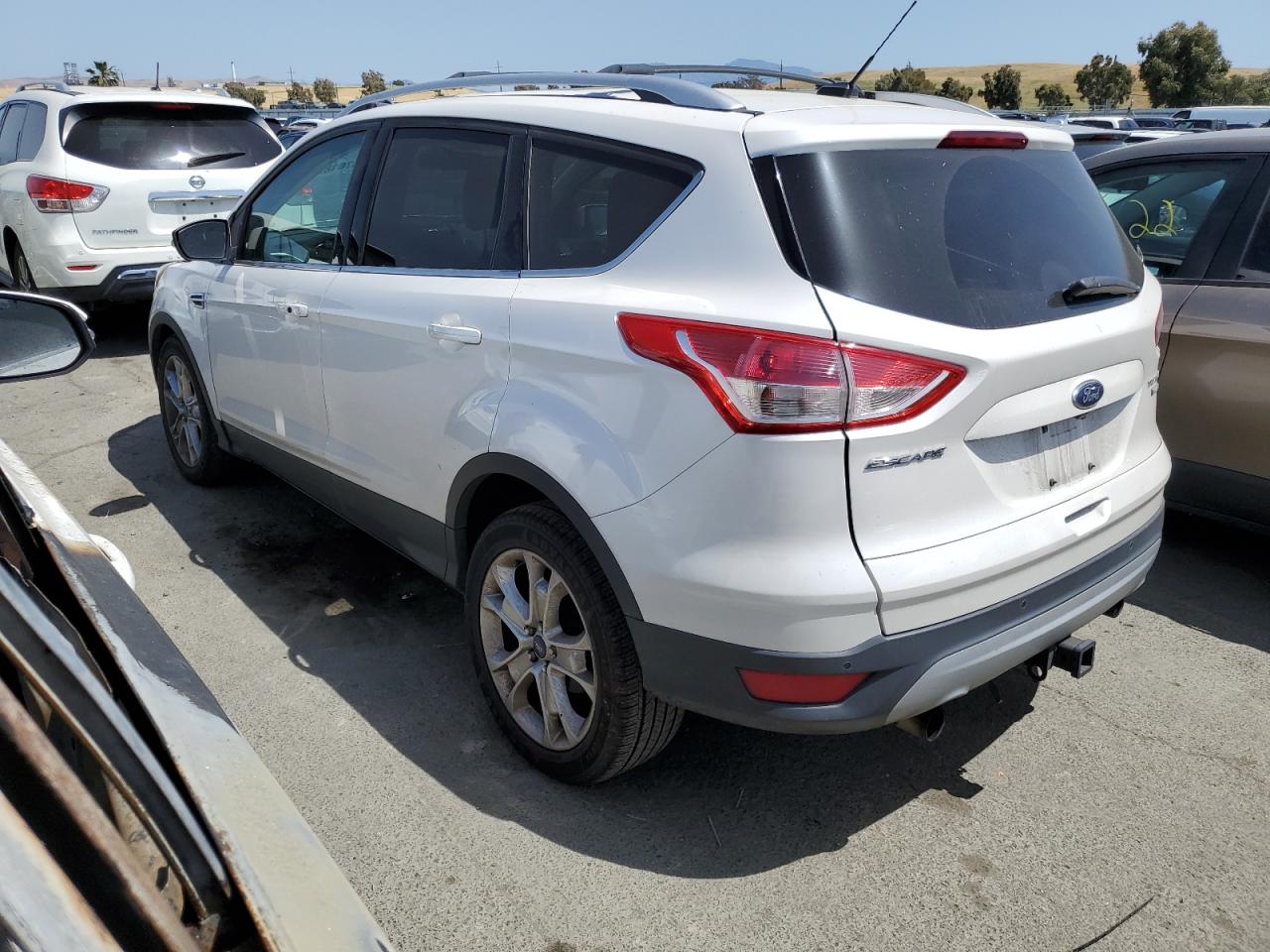 1FMCU9J91DUA34039 2013 Ford Escape Titanium