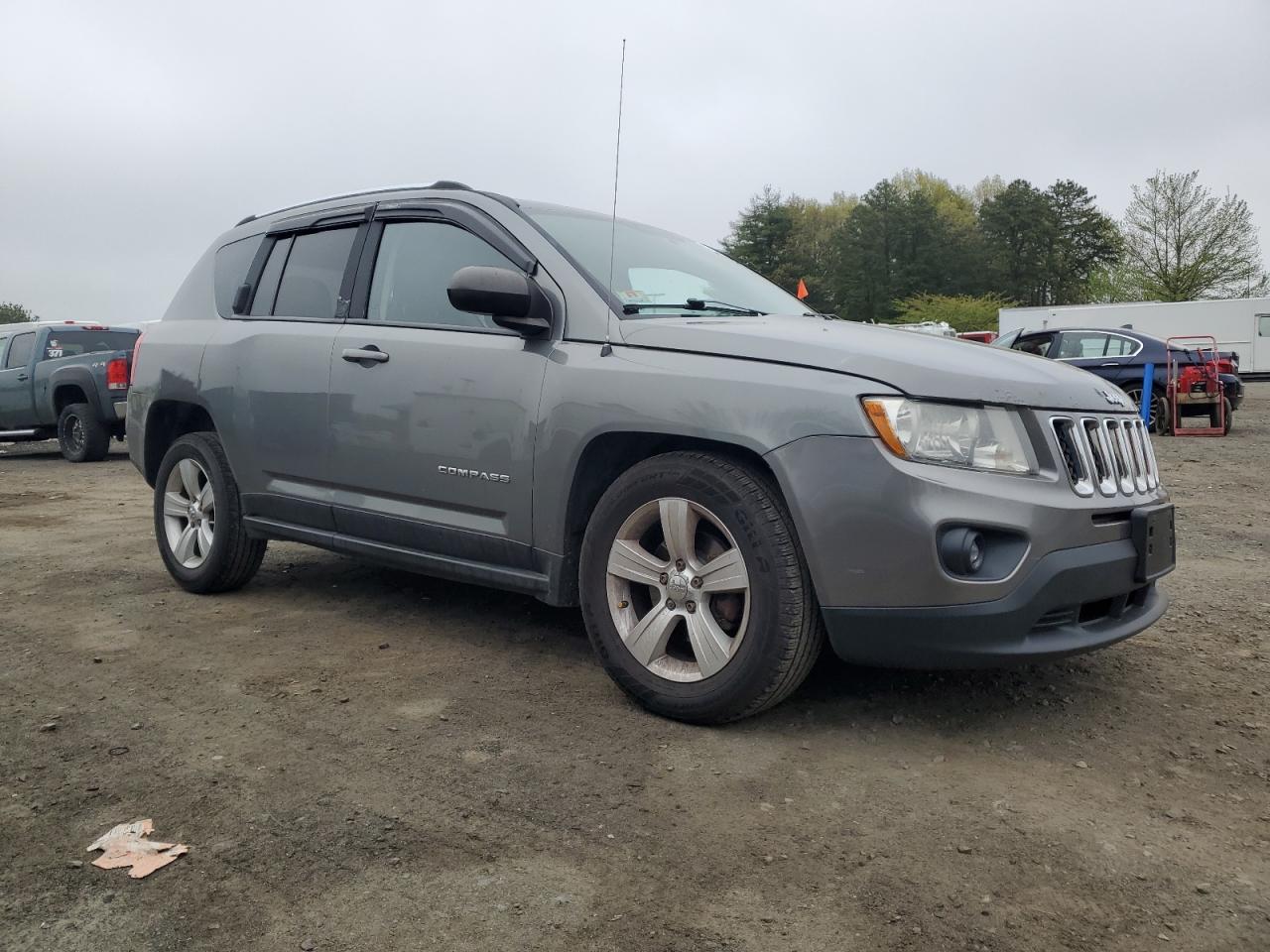 2012 Jeep Compass Latitude vin: 1C4NJDEB9CD538293