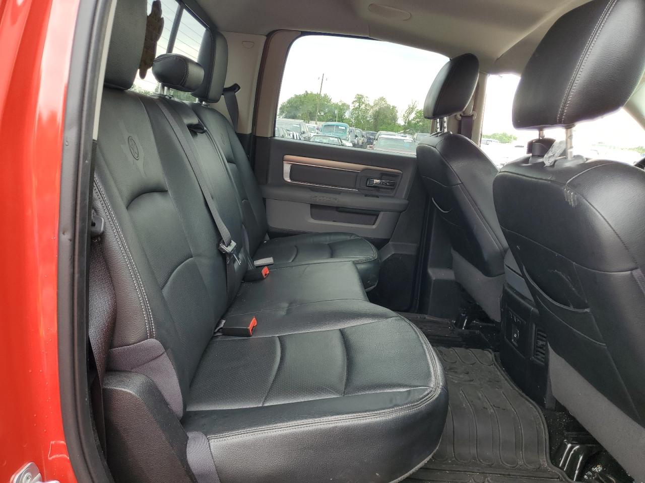 1C6RR7LT2GS212917 2016 Ram 1500 Slt