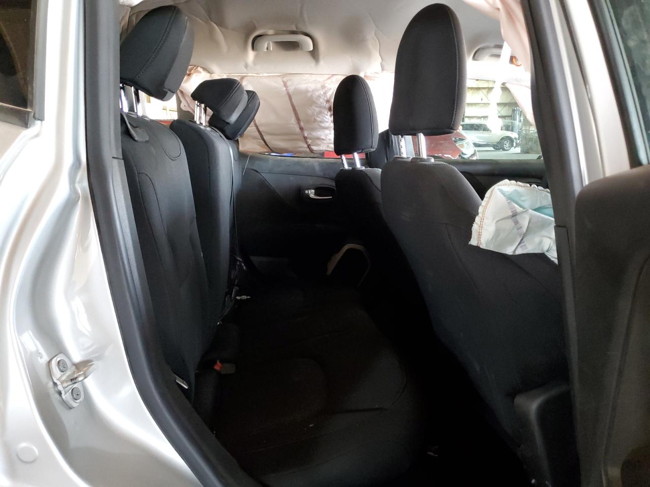 ZACCJAAB4HPE44634 2017 Jeep Renegade Sport