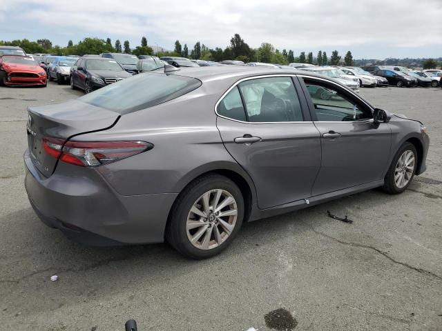 VIN 4T1C11AKXPU793550 2023 Toyota Camry, LE no.3