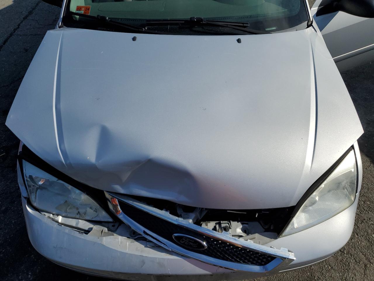 1FAFP34N35W175527 2005 Ford Focus Zx4