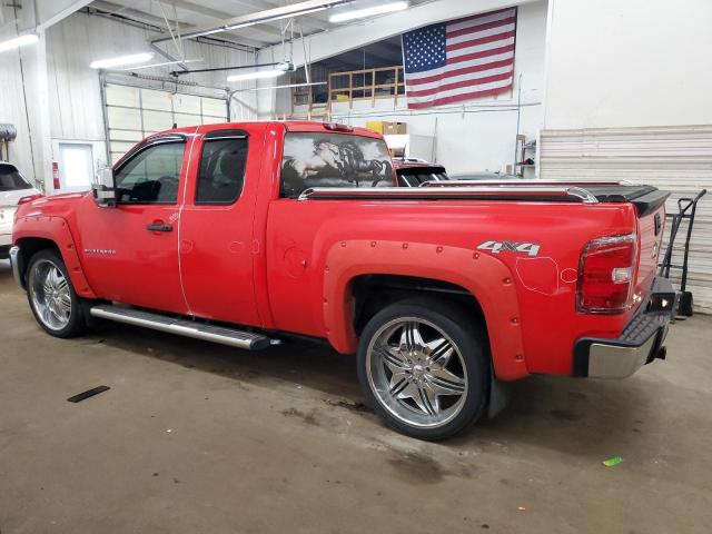 2008 Chevrolet Silverado - Image 2