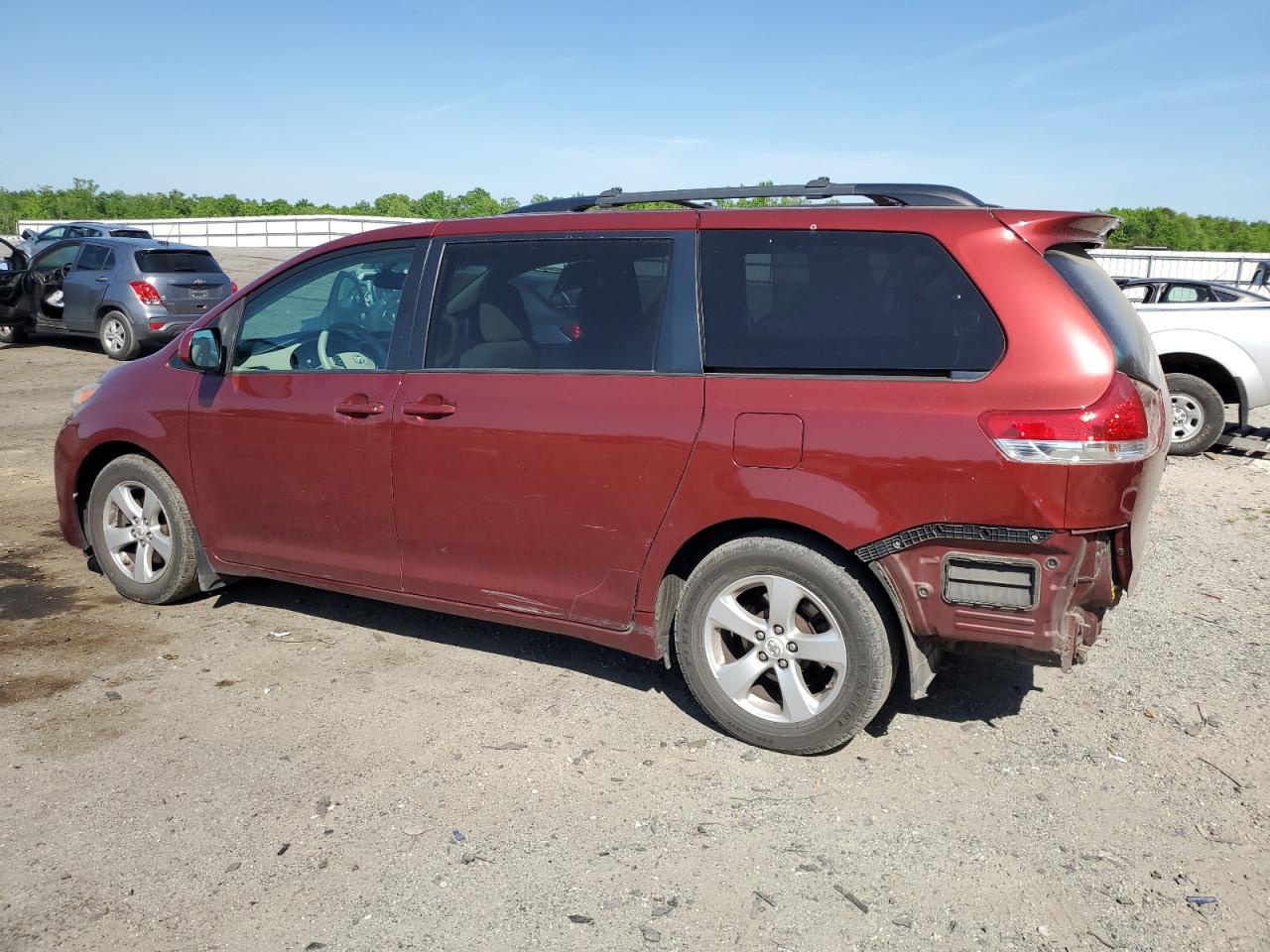 5TDKK3DC5CS218588 2012 Toyota Sienna Le