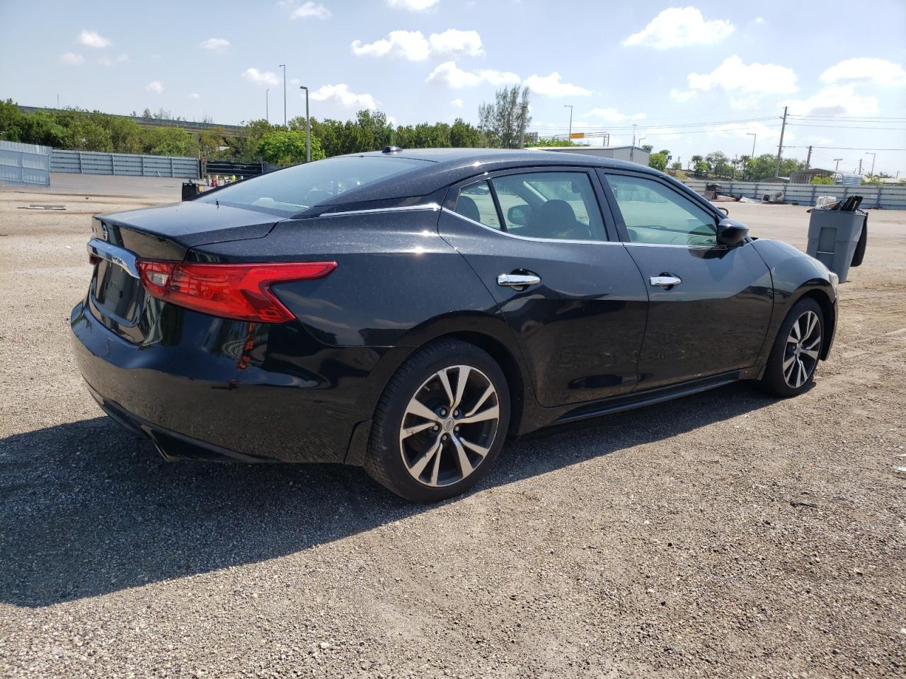 2017 Nissan Maxima 3.5S vin: 1N4AA6AP8HC370094