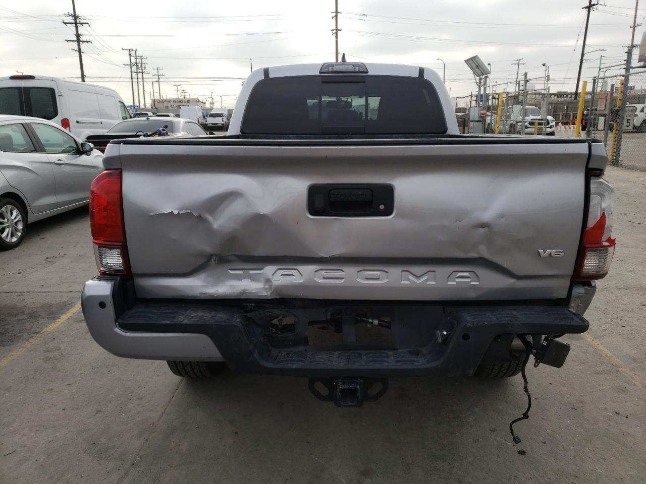 3TMBZ5DN2HM011513 2017 Toyota Tacoma Double Cab