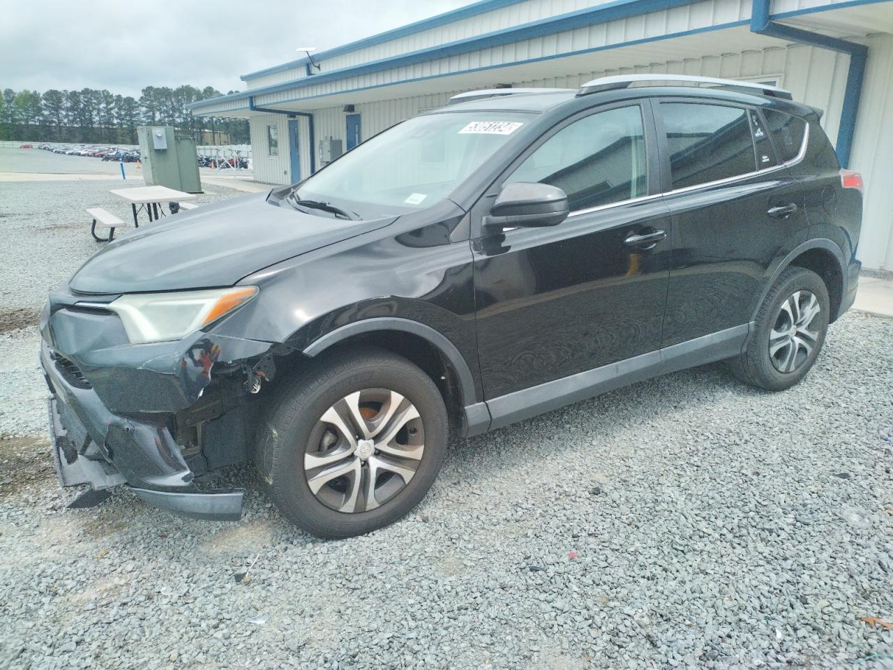 2T3ZFREV6HW313320 2017 Toyota Rav4 Le