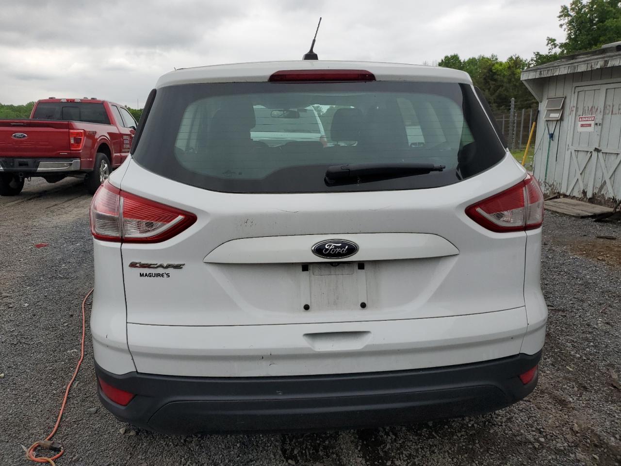 1FMCU0F73EUB68703 2014 Ford Escape S