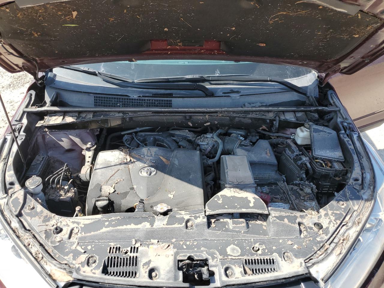 5TDKZRFH5KS359828 2019 Toyota Highlander Se