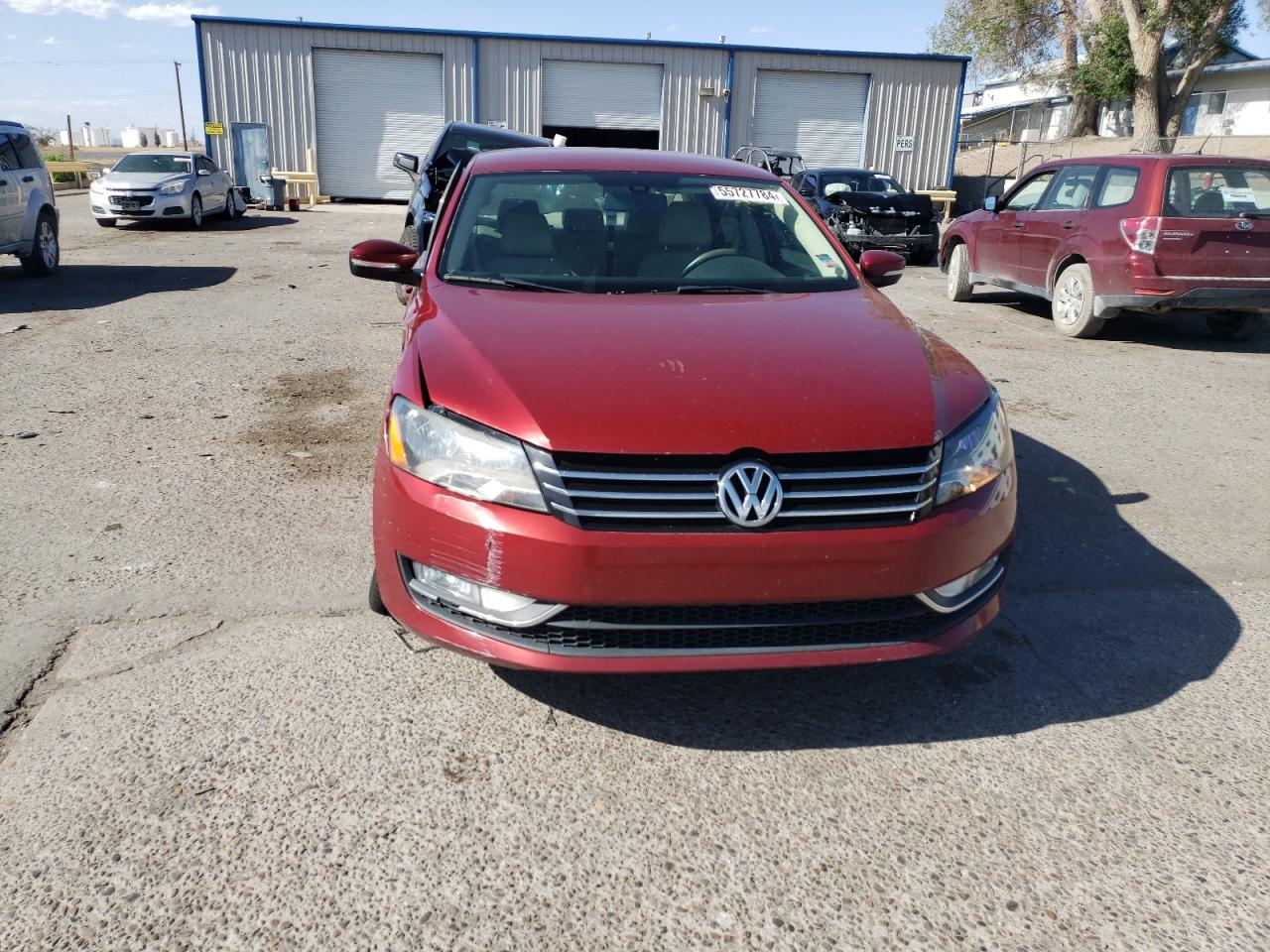 2015 Volkswagen Passat S vin: 1VWAT7A39FC102933