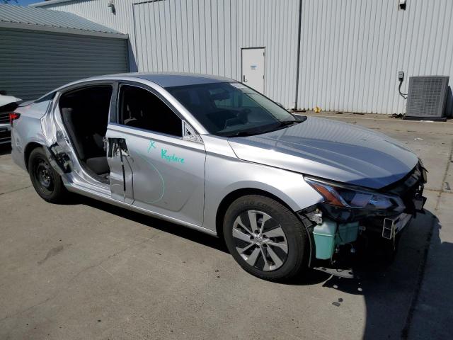 1N4BL4BV5LC132728 Nissan Altima S 4