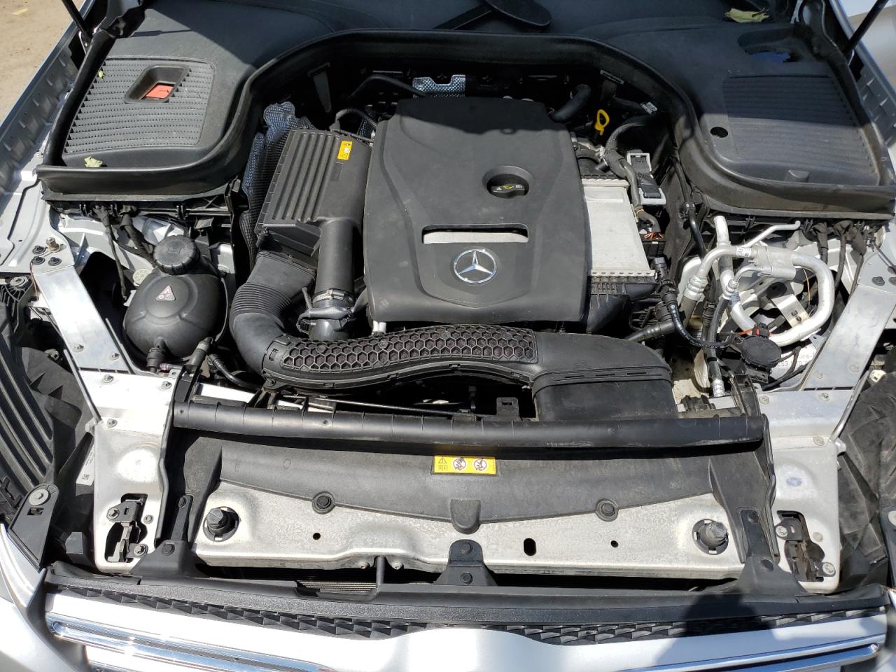 WDC0G4KBXJV034821 2018 Mercedes-Benz Glc 300 4Matic