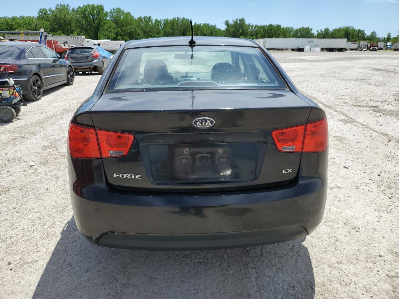 KNAFU4A20B5460722 2011 Kia Forte Ex