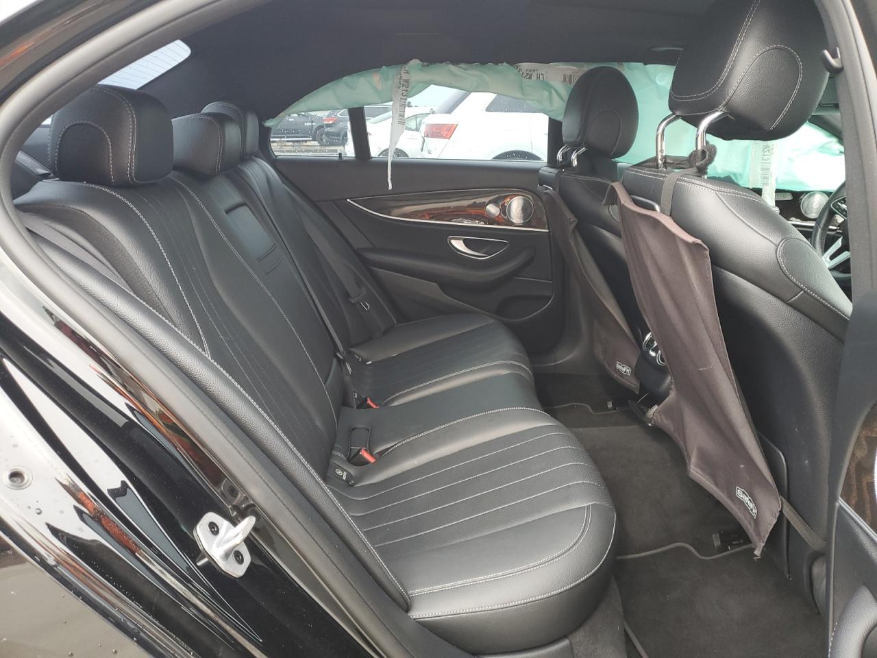 WDDZF4JB1KA582237 2019 Mercedes-Benz E 300