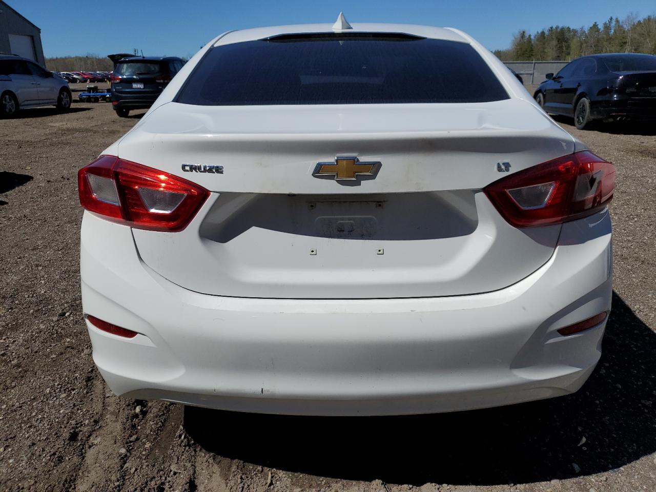 1G1BE5SM4J7197117 CHEVROLET CRUZE 2018