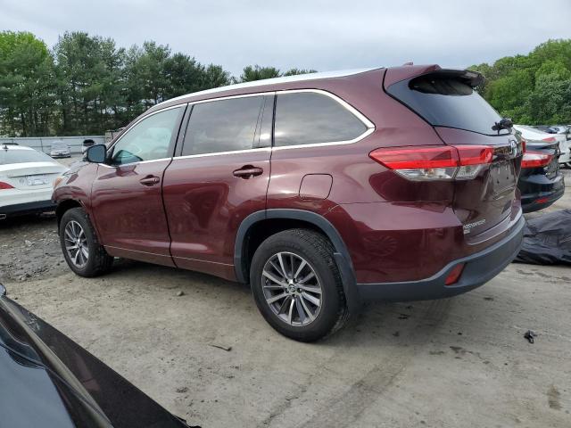 VIN 5TDJZRFH6JS889168 2018 Toyota Highlander, SE no.2