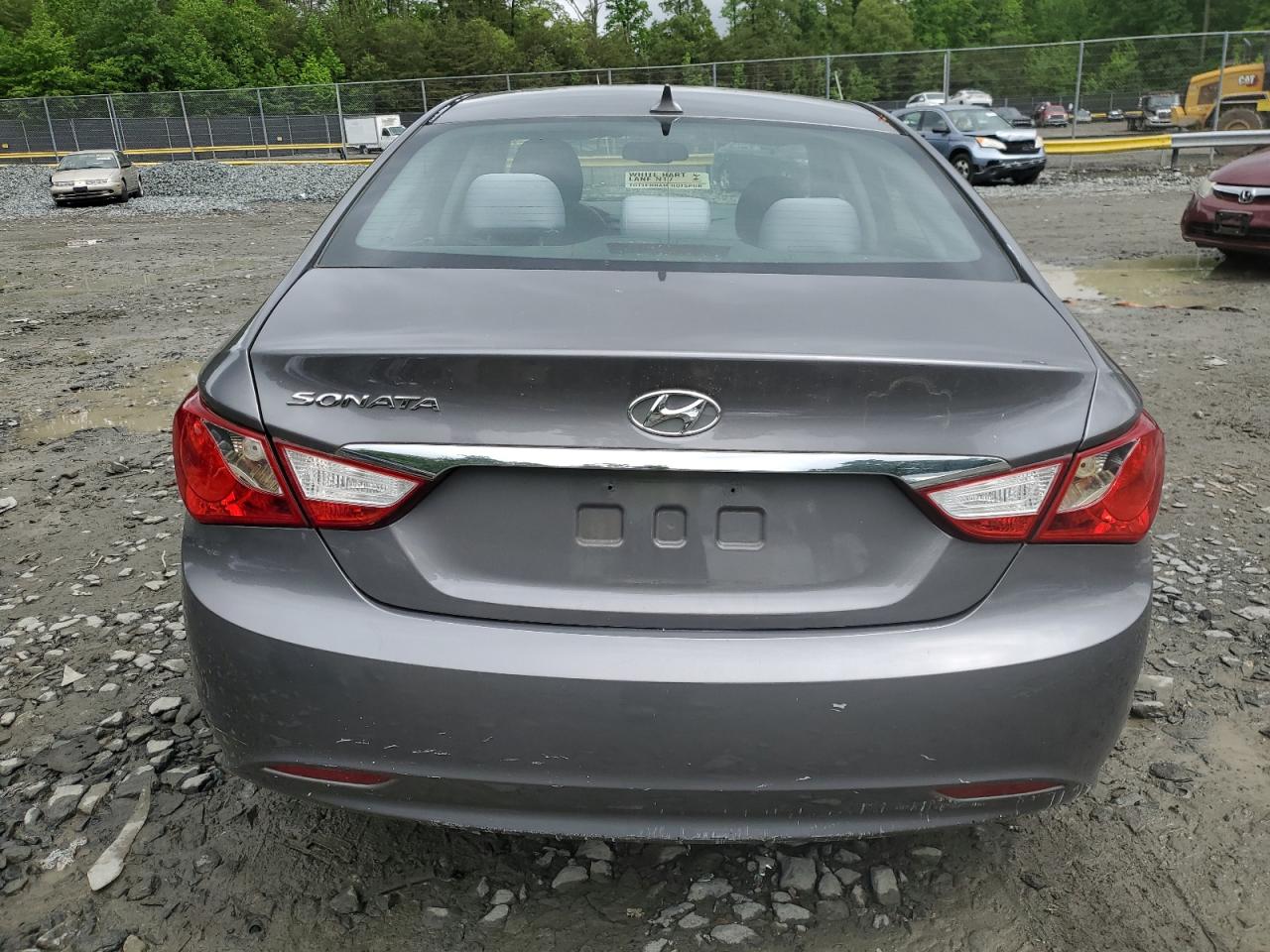 5NPEB4AC7DH732070 2013 Hyundai Sonata Gls