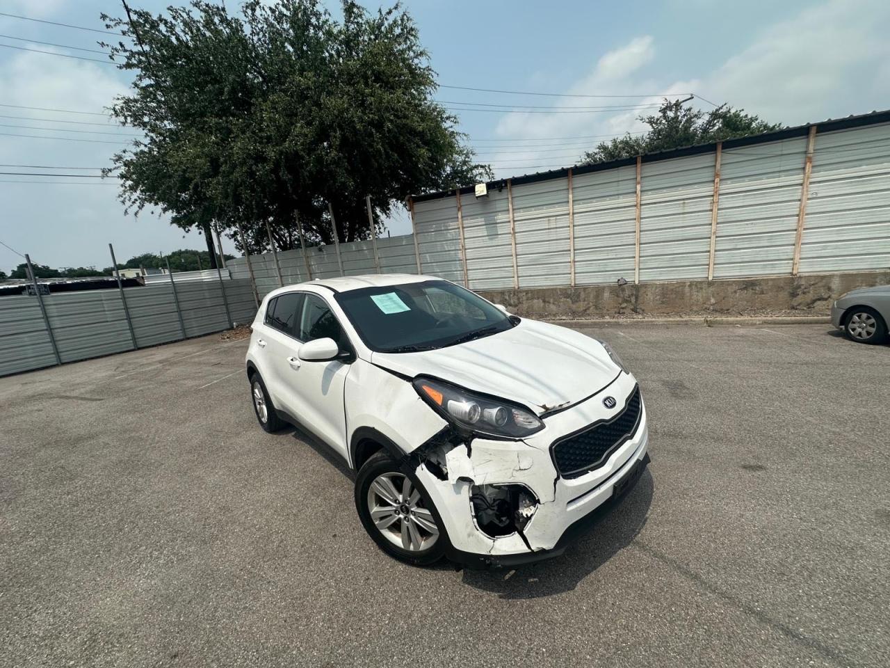 KNDPM3AC9J7458142 2018 Kia Sportage Lx