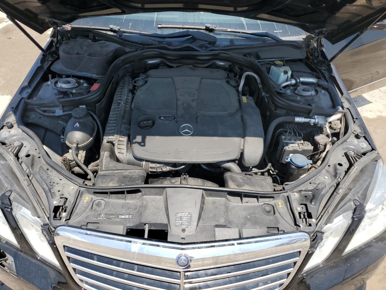 WDDHF5KB2CA528236 2012 Mercedes-Benz E 350