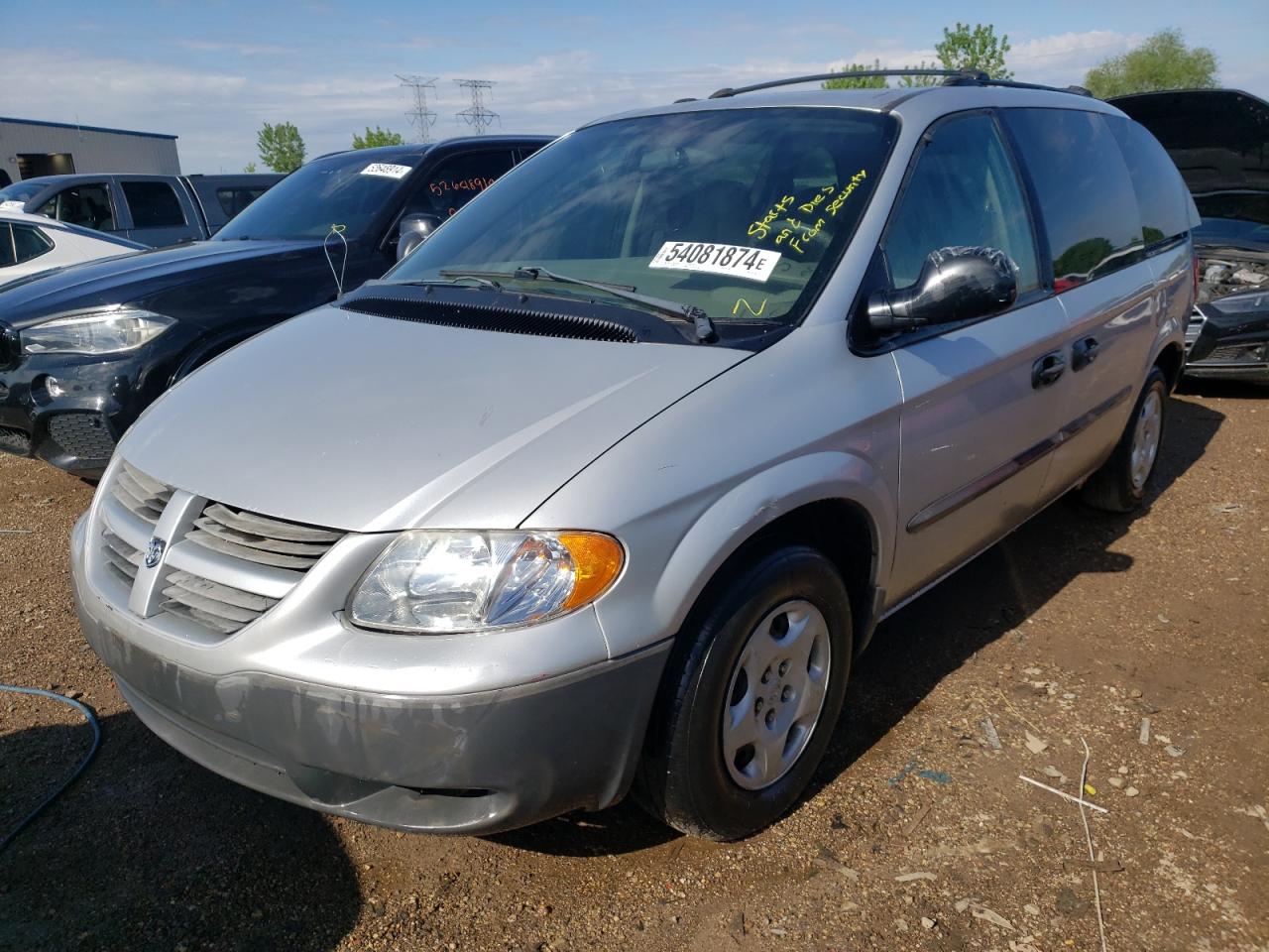 1B4GP25R52B683153 2002 Dodge Caravan Se