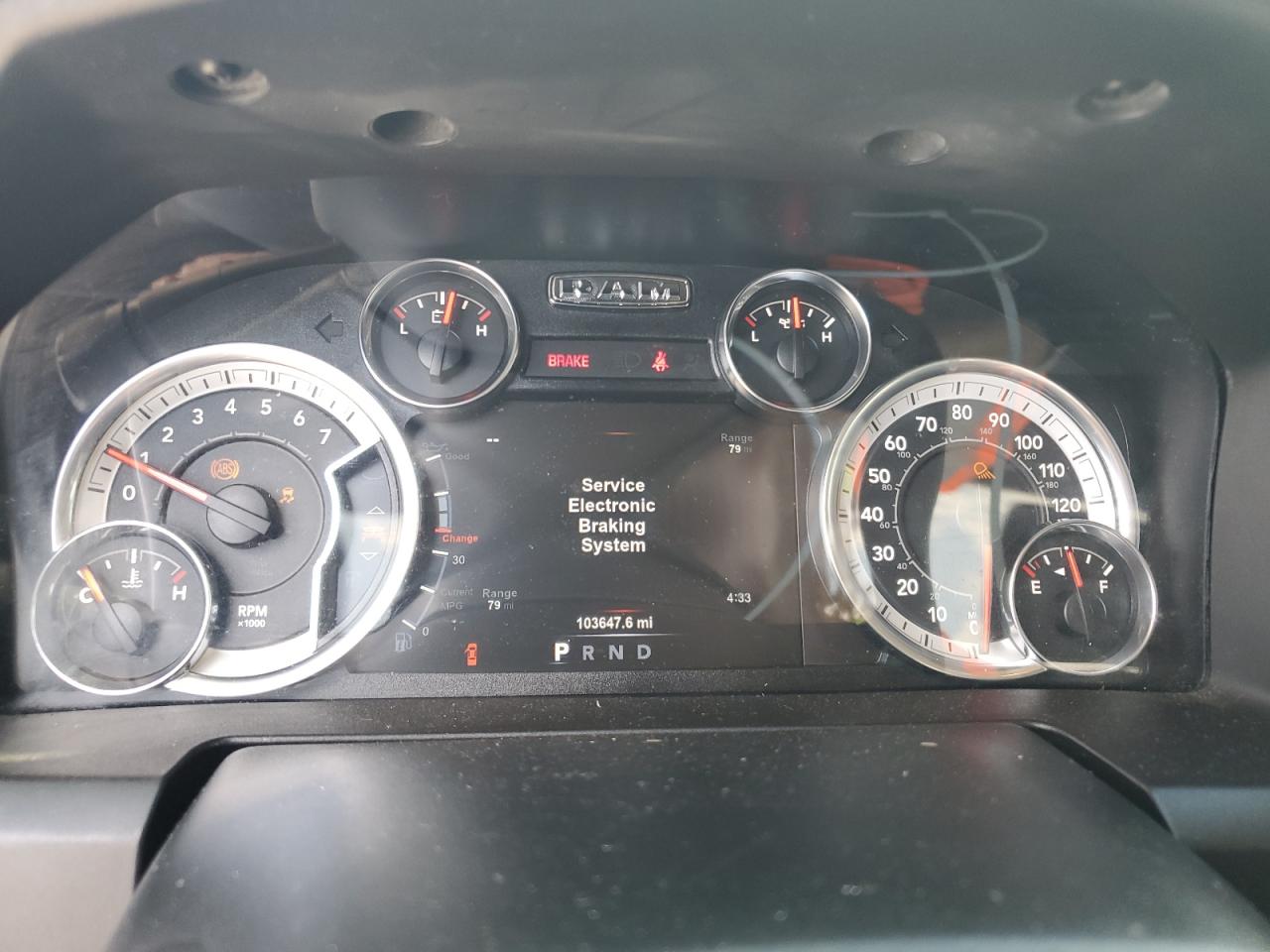 1C6RR6TT2JS119168 2018 Ram 1500 Slt