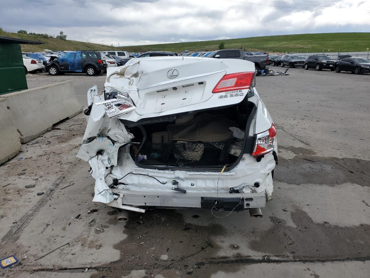 JTHBK1EG0B2422919 2011 Lexus Es 350