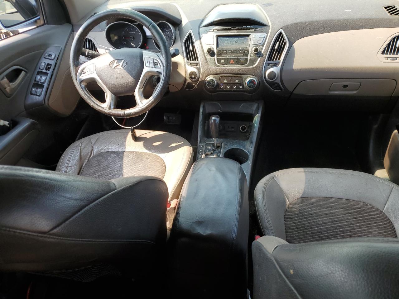 KM8JU3ACXCU454722 2012 Hyundai Tucson Gls