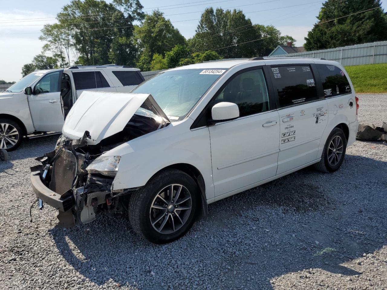 2C4RDGCG7HR813897 2017 Dodge Grand Caravan Sxt