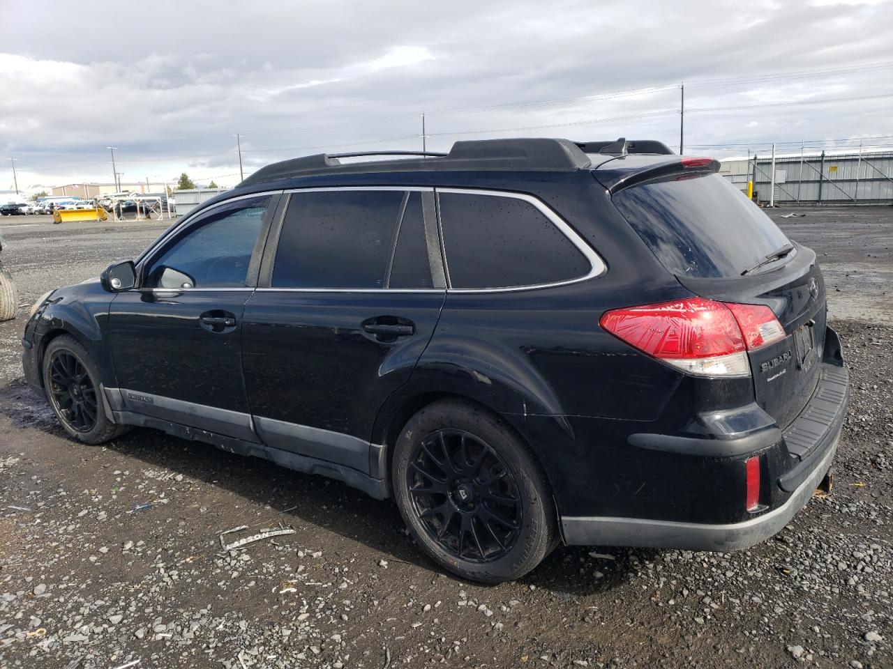 2014 Subaru Outback 2.5I Premium vin: 4S4BRBCCXE3226354