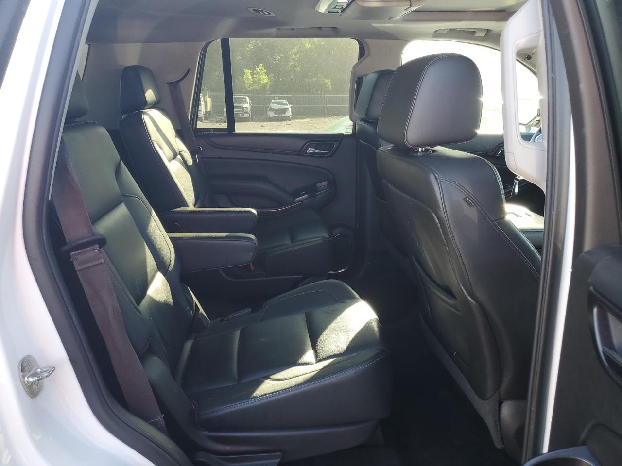 1GNSKBKC1FR560725 2015 Chevrolet Tahoe K1500 Lt