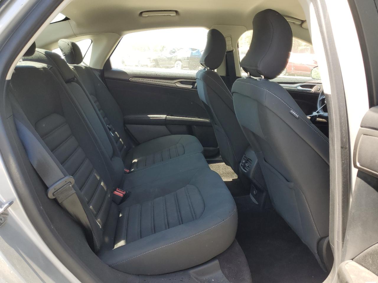 3FA6P0LU3KR163092 FORD FUSION 2019
