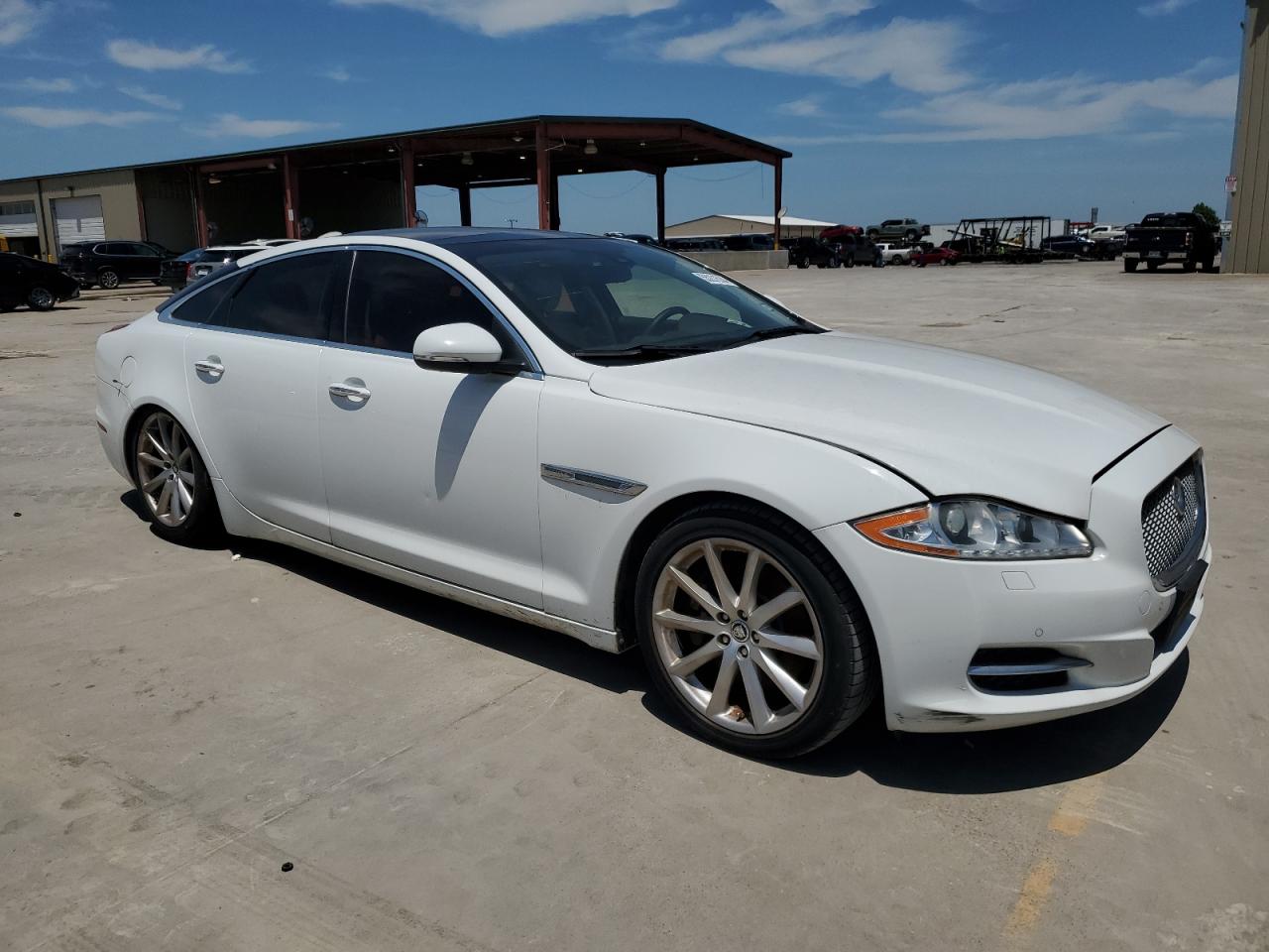 2013 Jaguar Xj vin: SAJWA1C75D8V55542