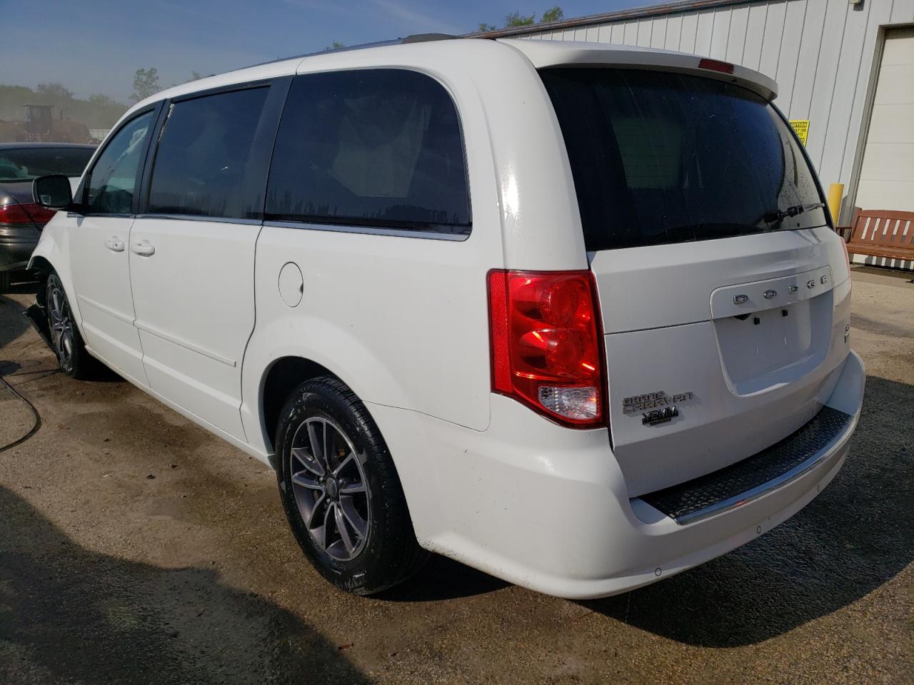 2C4RDGCG8HR675223 2017 Dodge Grand Caravan Sxt