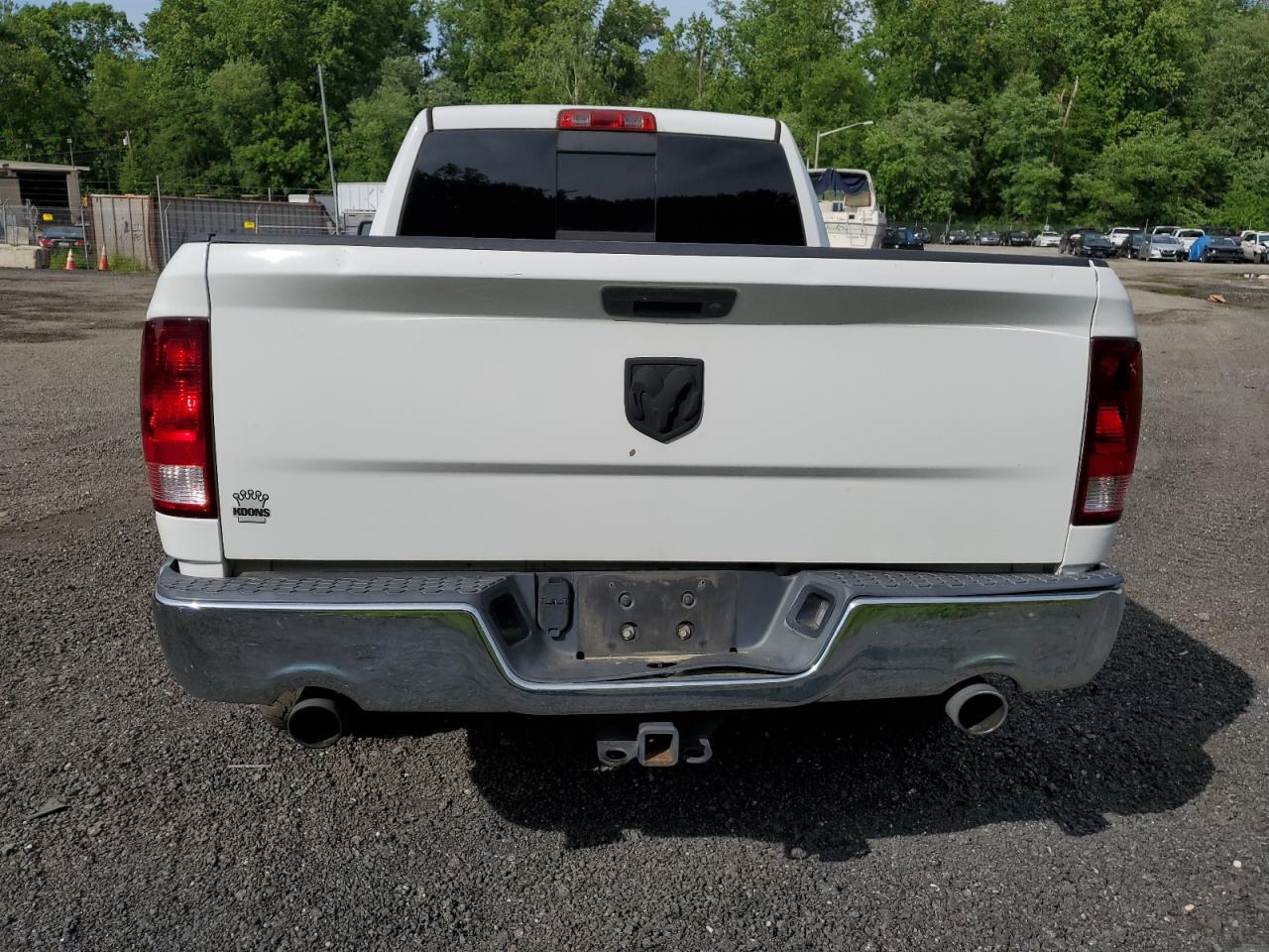 1C6RR7GT1FS594009 2015 Ram 1500 Slt