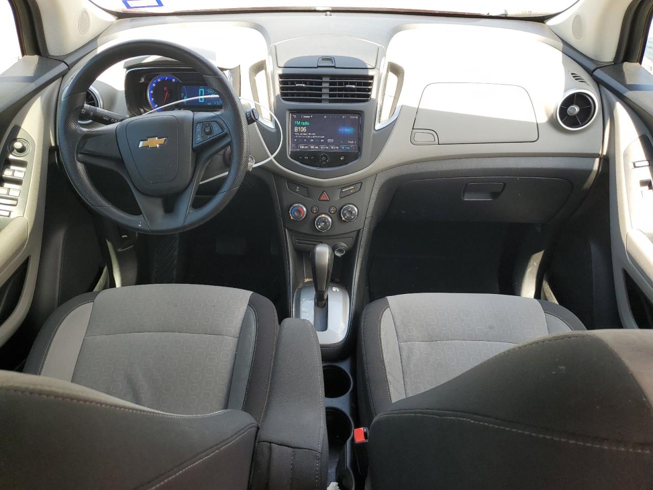 KL7CJKSBXFB249355 2015 Chevrolet Trax Ls