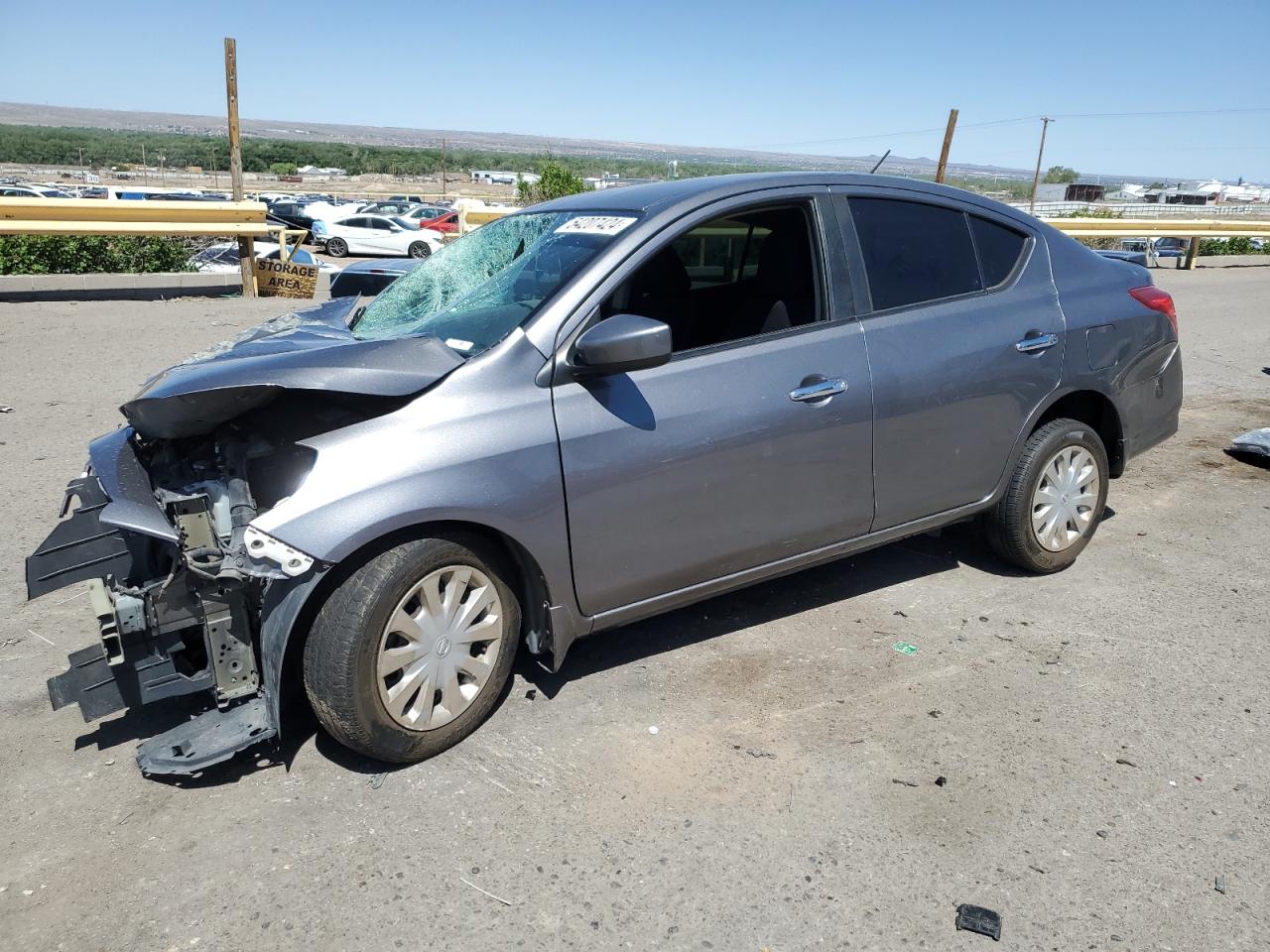 NISSAN VERSA S