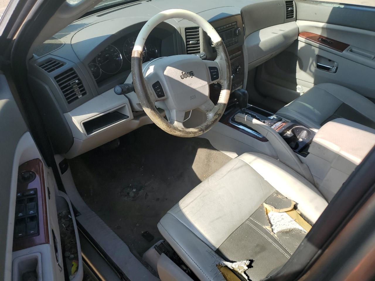 1J4HR58286C317098 2006 Jeep Grand Cherokee Limited