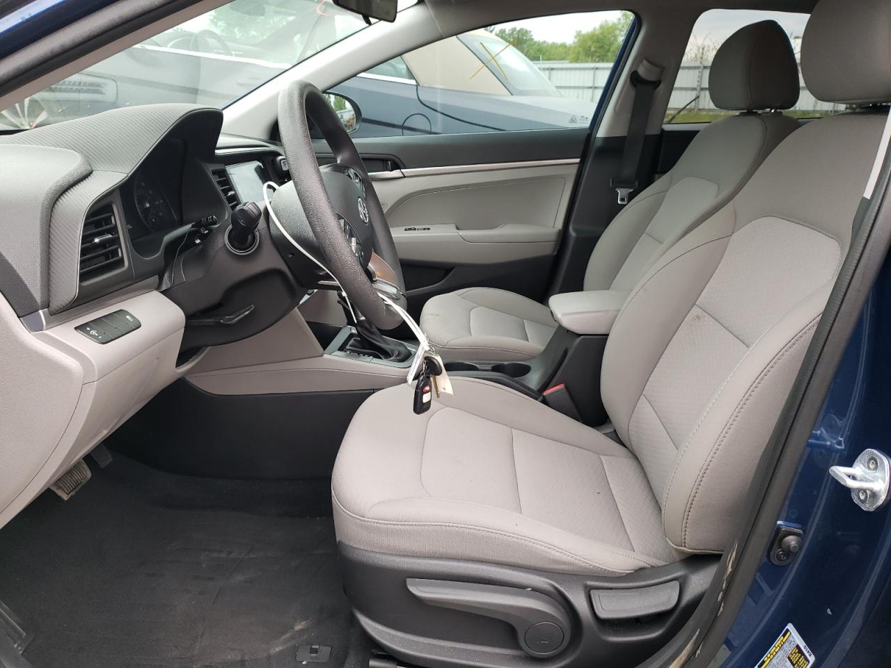 5NPD74LF4KH449255 2019 Hyundai Elantra Se