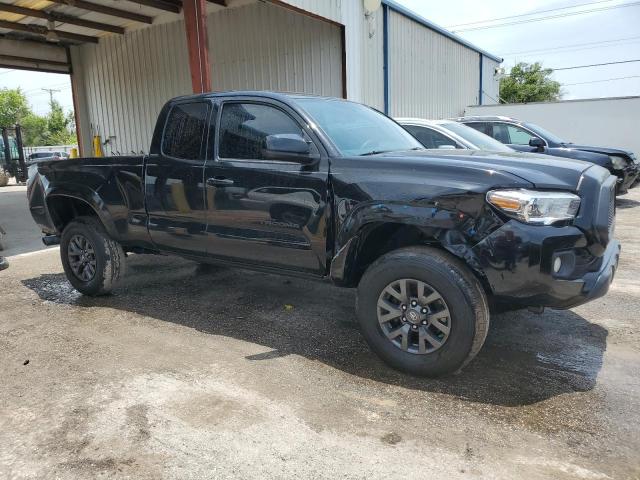 2017 Toyota Tacoma Access Cab VIN: 5TFRZ5CN2HX027625 Lot: 55334464