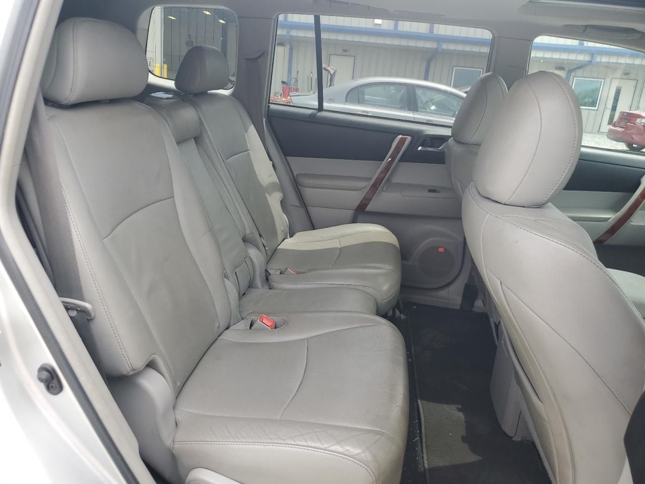 5TDYK3EH0BS044349 2011 Toyota Highlander Limited