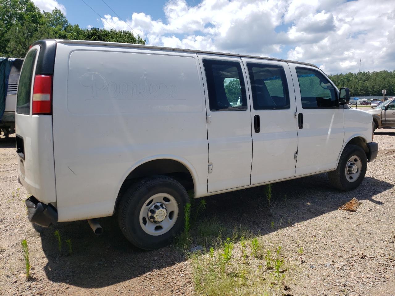 1GCWGFCF9F1112744 2015 Chevrolet Express G2500